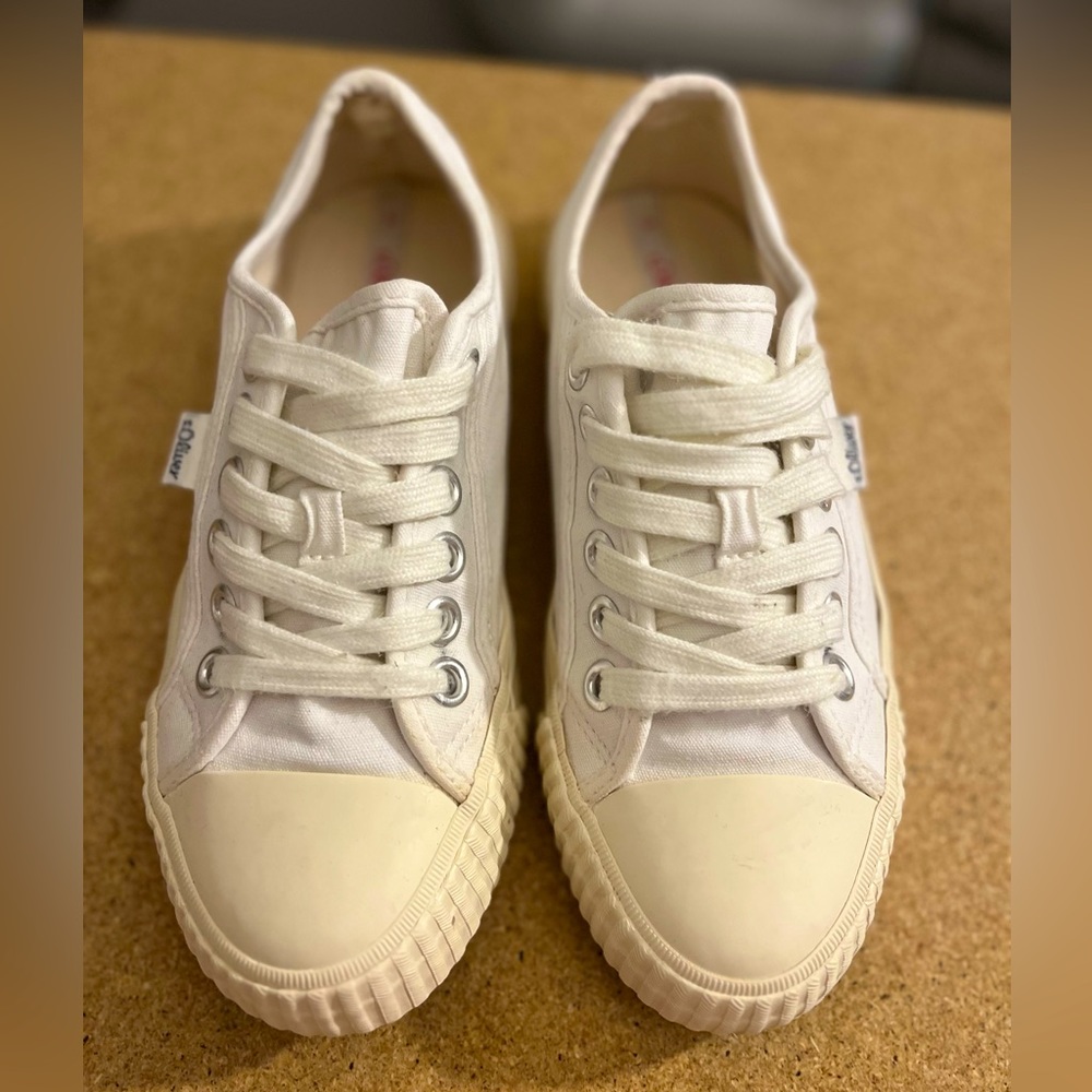 s.Oliver Canvas Sneakers Size 37 - Picture 6 of 15